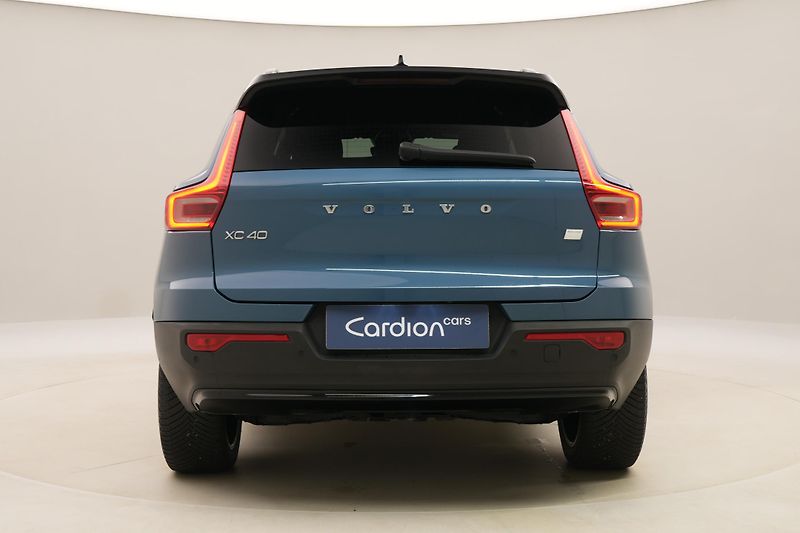 Volvo XC40 PURE ELECTRIC RECHARGE PLUS - fotka 11 z 55