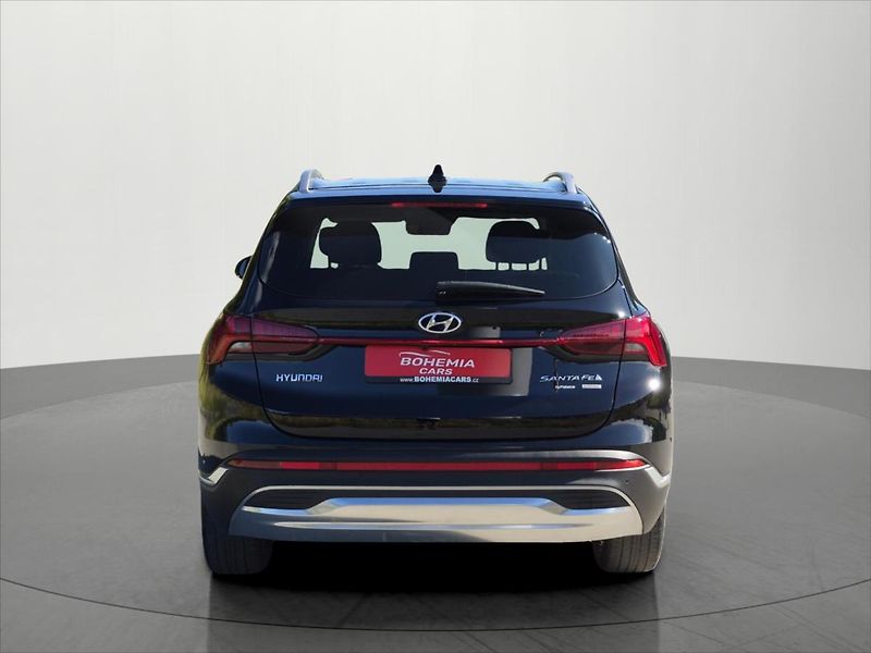 Hyundai Santa Fe 2,2 CRDi Premium 4x4 DPH 1.maj - fotka 6 z 26
