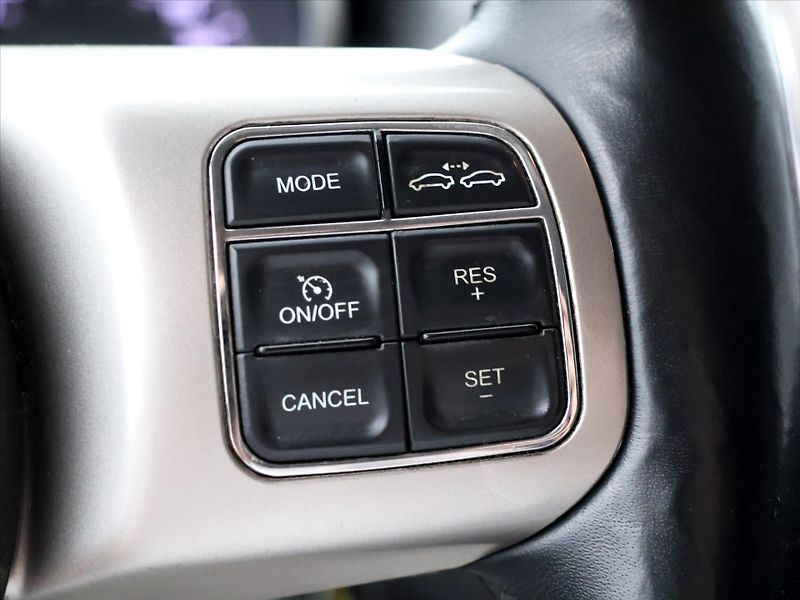 Jeep Grand Cherokee 3.0 CRD 177kW Overland 4WD Aut - fotka 23 z 37