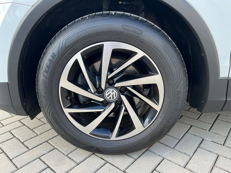 Volkswagen Tiguan (2018) 1.4TSi Join! Navigace! Tažné! - fotka 34 z 34
