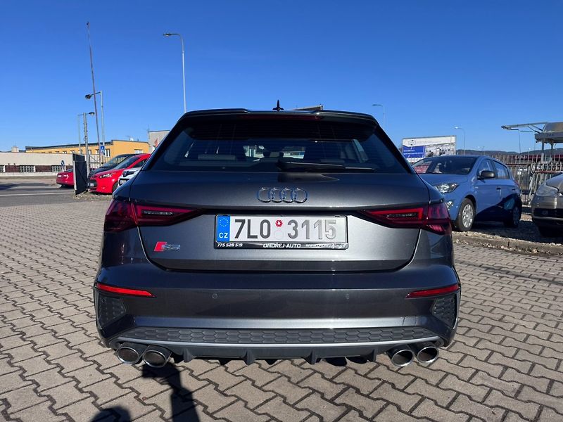 Audi S3 (2022) QUATTRO 2,0 TFSI 228 KW 1 MAJ - fotka 4 z 50