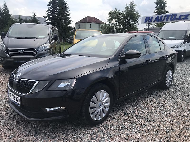 Škoda Octavia 1.6 TDI 85 KW,TEMPOMAT,ČR.. - fotka 1 z 13