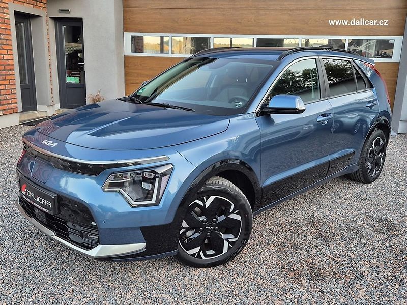 Kia e-Niro (2023) EV 150KW Inspiration Kamera - fotka 2 z 55