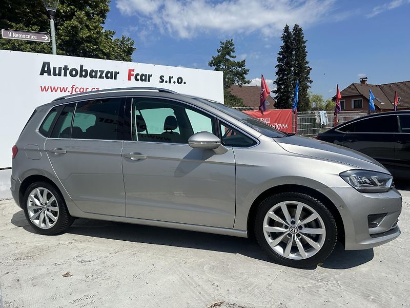 Volkswagen Golf Sportsvan (2014) 2.0 TDI 1. majitel, ser. kniha - fotka 3 z 41