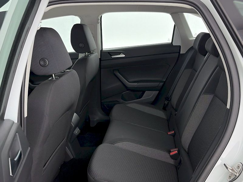 Volkswagen Taigo (2023) Life 1.0 TSI 81kW DSG - fotka 8 z 26