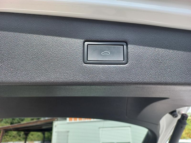 Volkswagen Tiguan (2023) 2.0TDi 110kW 4x4 DSG ČR DPH  - fotka 13 z 23