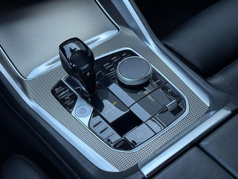 BMW X6 xDrive30d - fotka 11 z 19