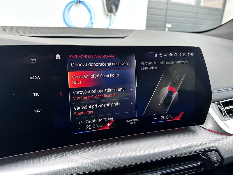 BMW Řada 2 218i ActiveTourer M-Sport - fotka 18 z 26