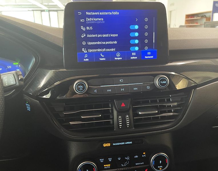 Ford Kuga ST-Line X 2,5HEV, ČR, 1.MAJ - fotka 21 z 31