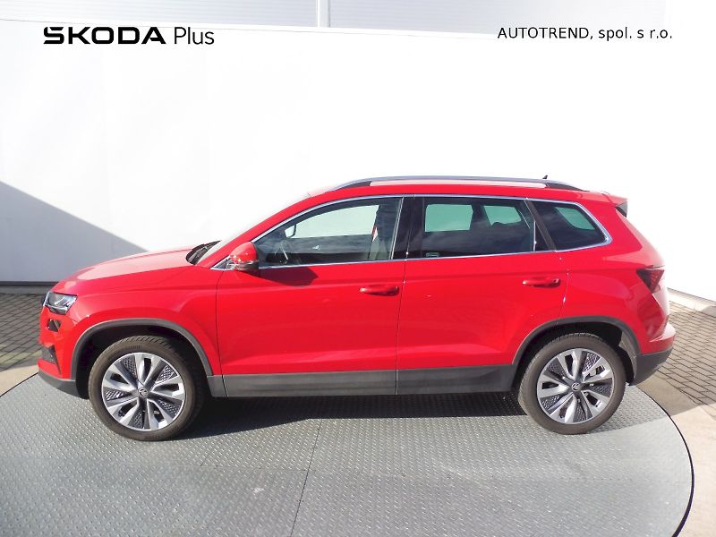 Škoda Karoq (2025) Top Selection 1,5 TSI 110kW - fotka 3 z 29