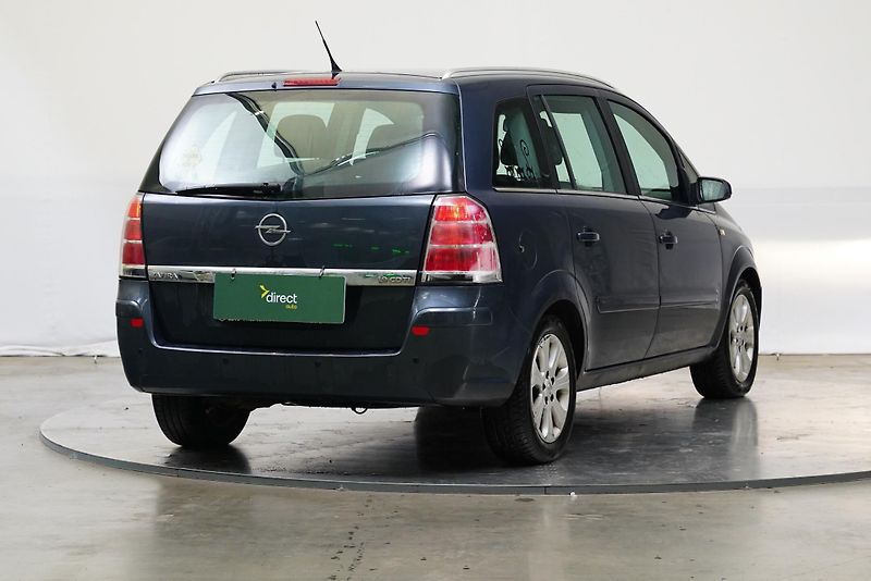 Opel Zafira - fotka 2 z 6