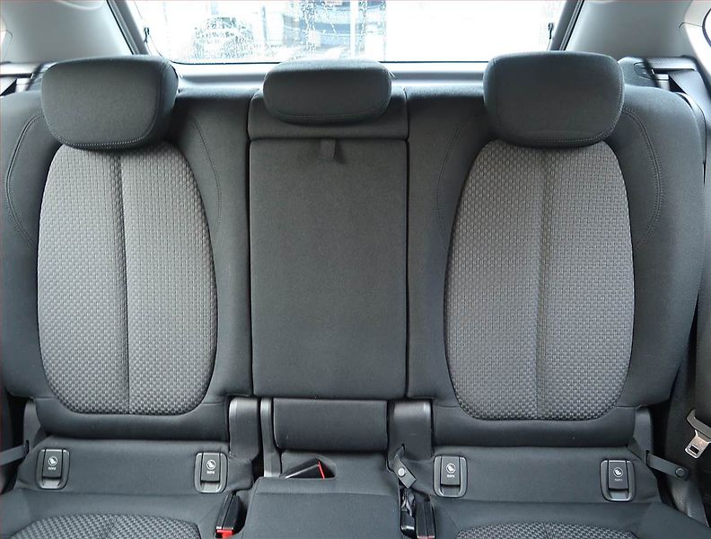 BMW Řada 2 (2015) 218i Active Tourer, Automat - fotka 10 z 17
