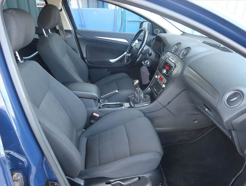 Ford Mondeo (2009) 2.0 16V, LPG, po STK, Tažné - fotka 9 z 19