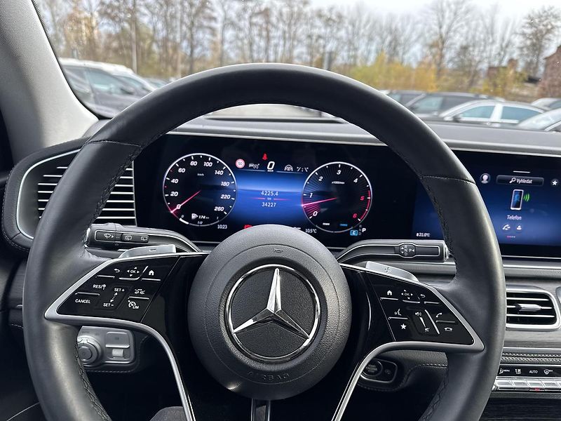 Mercedes-Benz GLE 450 d 4MATIC - fotka 11 z 16