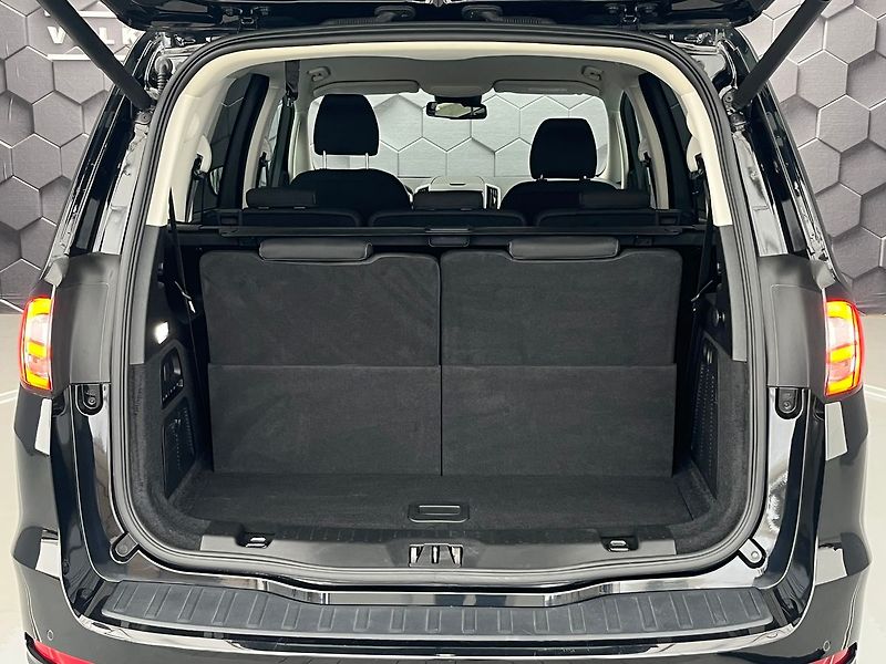 Ford Galaxy 2.5 HEV TITANIUM 7 míst - fotka 36 z 71
