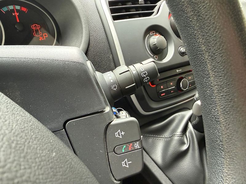 Renault Kangoo ZE33 AC/Výhřev sedaček - fotka 17 z 23