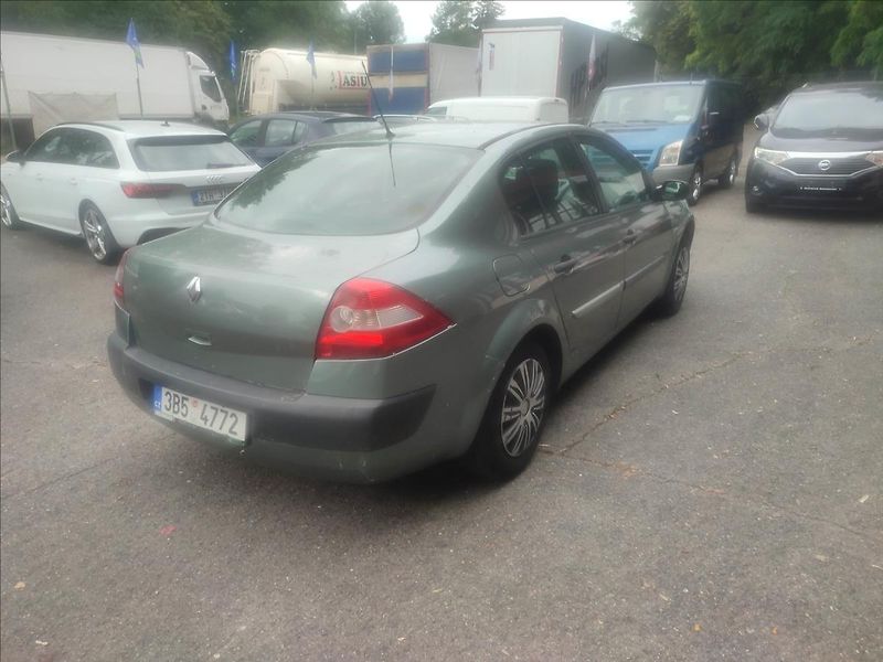Renault Mégane 1,4 LPG - nová bomba  pravidel - fotka 6 z 9