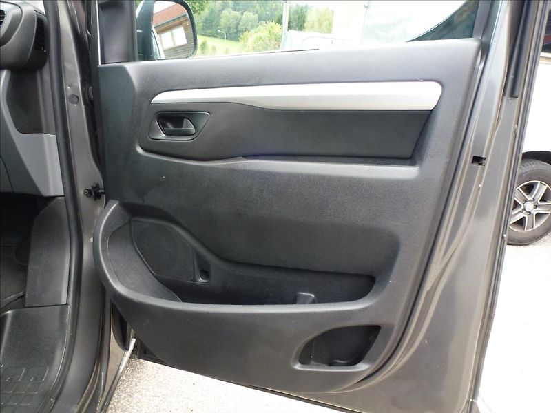 Citroën Jumpy 2,0 BHDI Long 5míst,Webasto,ka - fotka 29 z 60