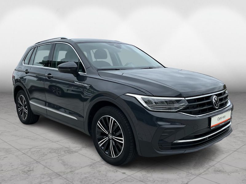 Volkswagen Tiguan 2,0 TDI 110 kW Business Premiu - fotka 9 z 28