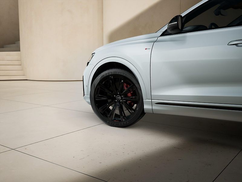 Audi Q8 (2025) 50 TDI 210 kW quattro - fotka 7 z 10