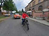 Do Hříškova dorazil na jubilejní veteránský sraz rekordní počet vozidel. Přijela i herečka Obermaierová