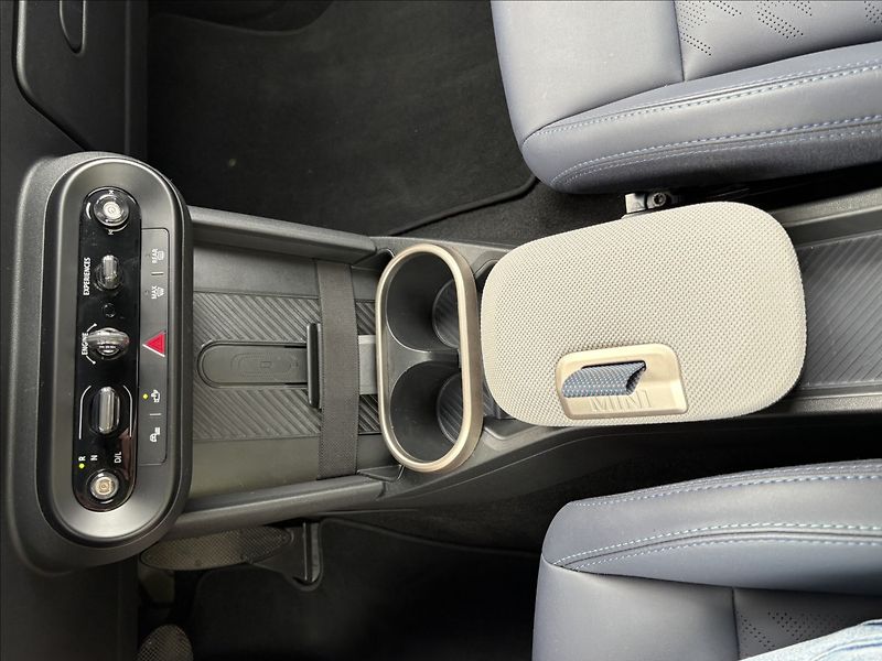 Mini Cooper C 115 KW AUTOMAT JCW CZ 1 - fotka 20 z 29