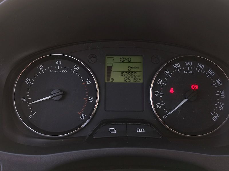 Škoda Fabia (2012) Combi Ambition 1,2 Tsi 63 kw - fotka 7 z 25
