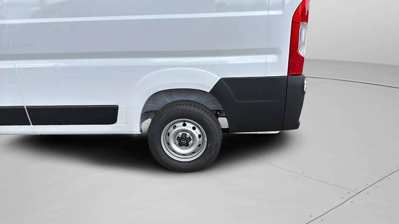 Opel Movano (2026) Van 3500 L3H2 2.2 CDTi 140k 6° - fotka 20 z 22