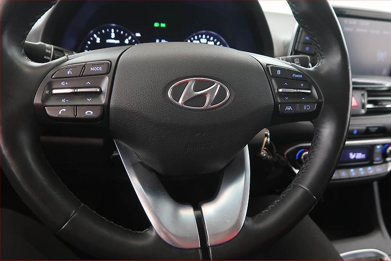 Hyundai i30 (2021) 1.6 CRDi, ČR,1.maj, Serv.kniha - fotka 15 z 17