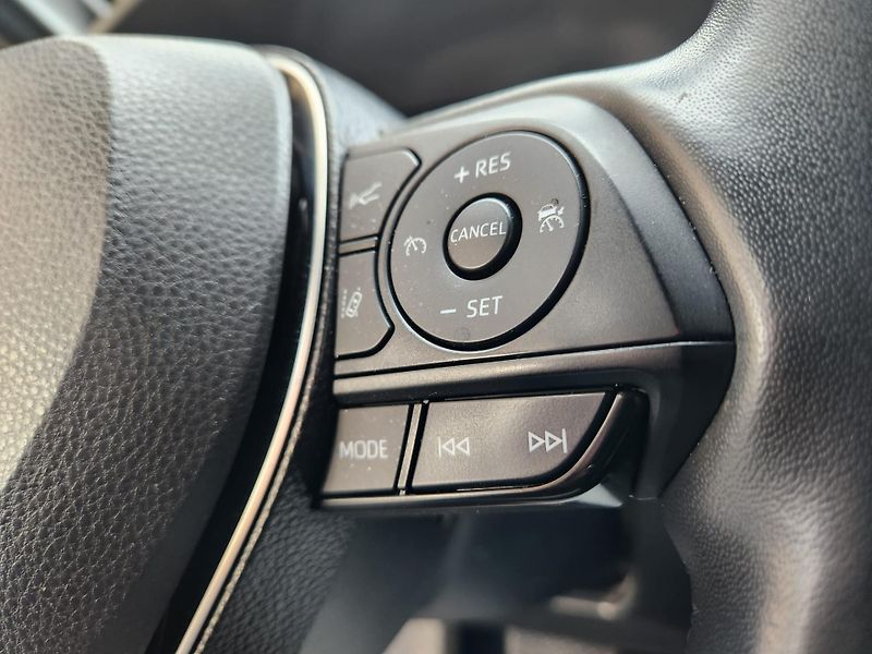 Toyota RAV4 (2021) 2.5-HYBRID-1.MAJ-KŮŽE-AUTOMAT - fotka 16 z 22