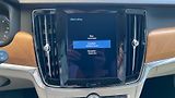 Volvo V90 MOMENTUM PRO, B4 AWD, 145+10 k - náhled 25