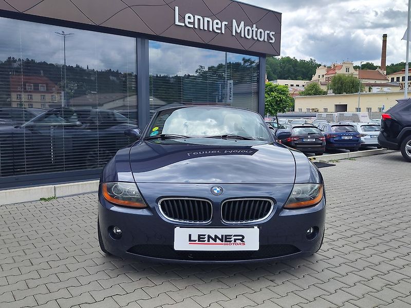 BMW Z4 2.2i/125kW Cabrio - fotka 4 z 32