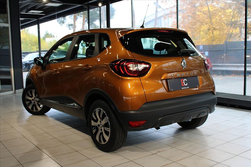 Renault Captur Experience TCe CZ/1.Maj/Fullse - fotka 20 z 22