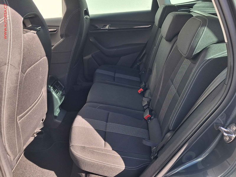 Škoda Karoq (2019) 1.5 TSi, Style, TZ, navi, LED - fotka 10 z 17