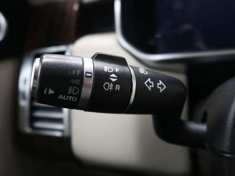 Land Rover Range Rover 4,4 SDV8 Autobiography, Max vý - fotka 21 z 36