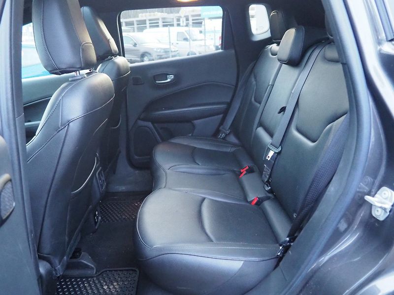 Jeep Compass (2021) 1.3iPHEV 4Xe 177kW S AT,PANO - fotka 13 z 36
