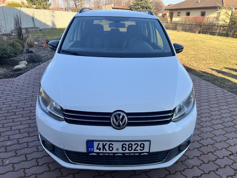 Volkswagen Touran 1.6TDI 77KW,MATCH,NAVI,DSG,DIG - fotka 2 z 46