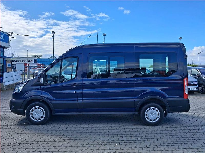 Ford Transit (2021) Trend 2.0 EcoBlue, Bus, 9Míst - fotka 3 z 20
