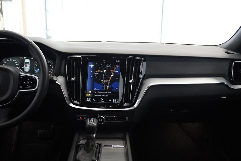 Volvo V60 T5 INSCRIPTION AUT. - fotka 18 z 29
