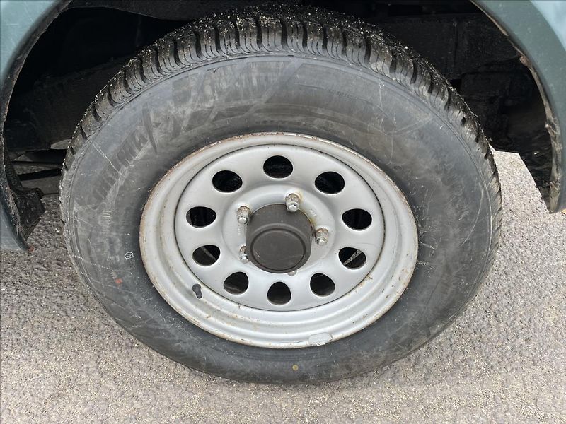 Suzuki Jimny 1,3 i RANGER 4x4 SERVIS TAŽNÉ - fotka 30 z 32