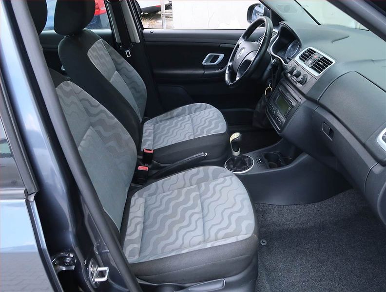Škoda Fabia (2008) 1.9 TDI, Eko.zaplacen - fotka 9 z 14