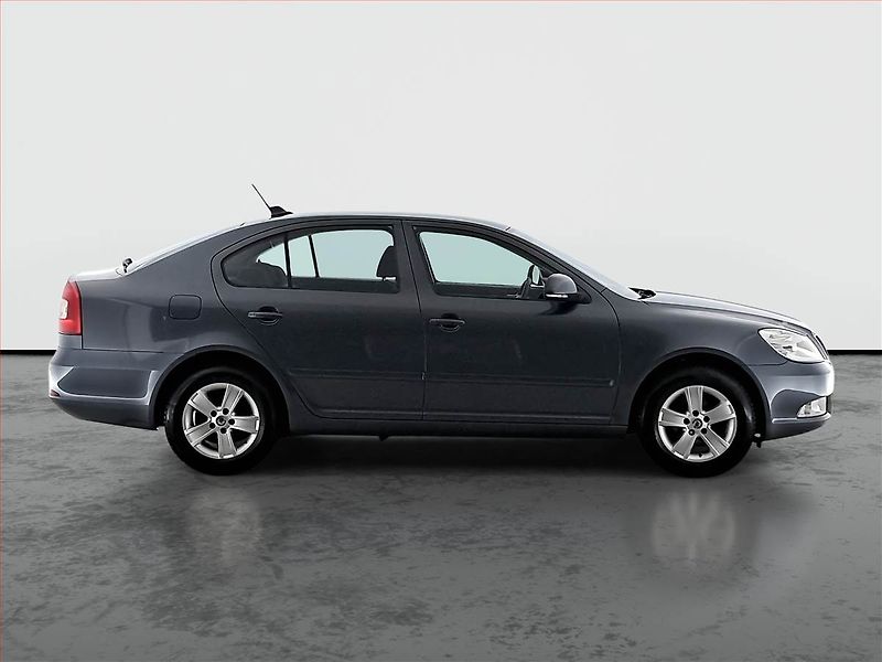 Škoda Octavia (2012) Ambition 1.4 TSI, Navi - fotka 6 z 18