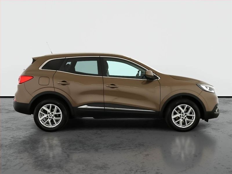 Renault Kadjar (2015) 1.6 dCi, 4X4, Serv.kniha - fotka 6 z 18