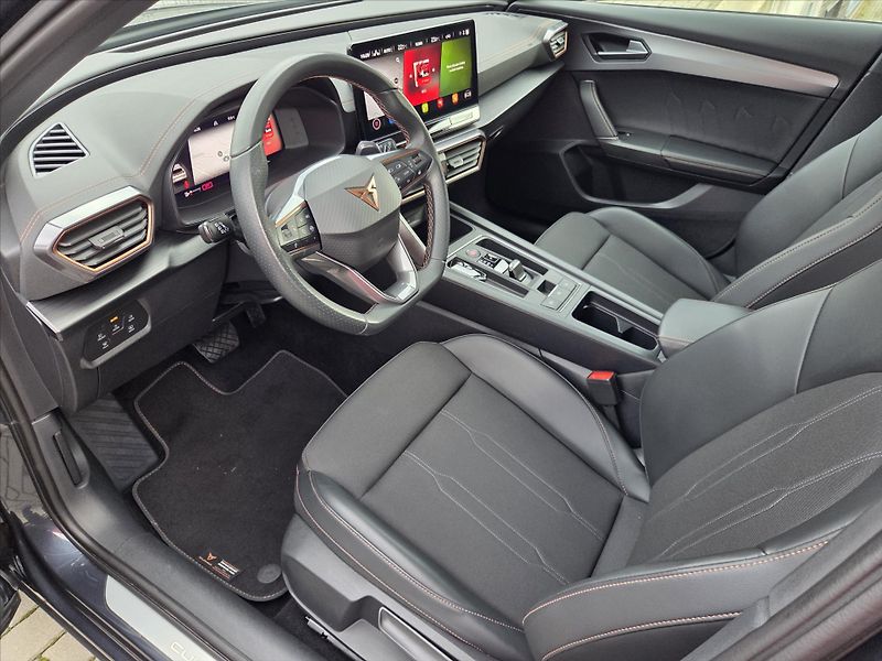 Cupra Formentor 2,0 TSi DSG 4x4 Záruka2029 ČR - fotka 8 z 22