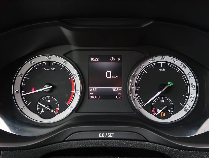 Škoda Karoq (2017) Style 1.5 TSI - fotka 11 z 24