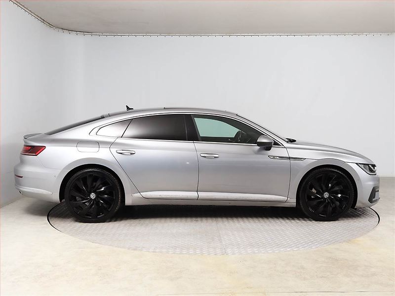 Volkswagen Arteon (2019) R-line 2.0 BiTDI 4Motion - fotka 6 z 21