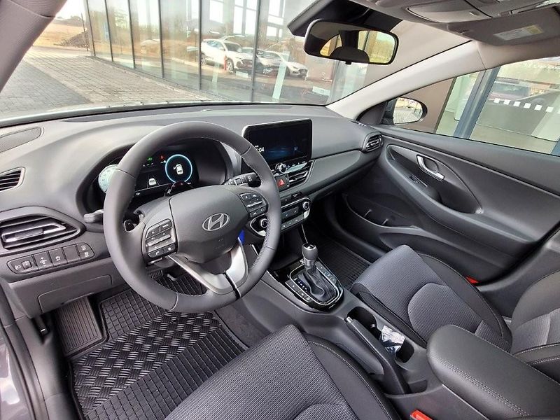 Hyundai i30 (2026) 1.6 T-GDI 110kW DCT SMART  - fotka 14 z 28