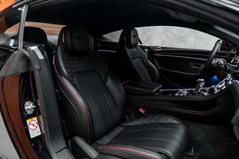 Bentley Continental GT V8 - fotka 18 z 20