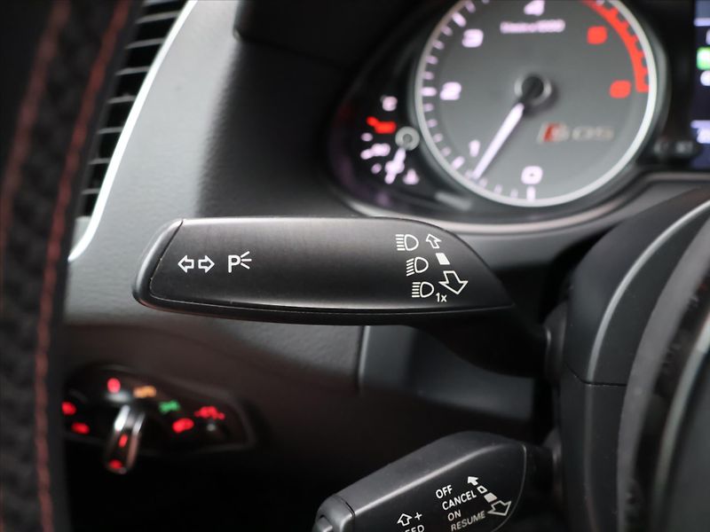 Audi SQ5 3,0 BiTDI quattro Tiptronic - fotka 18 z 35