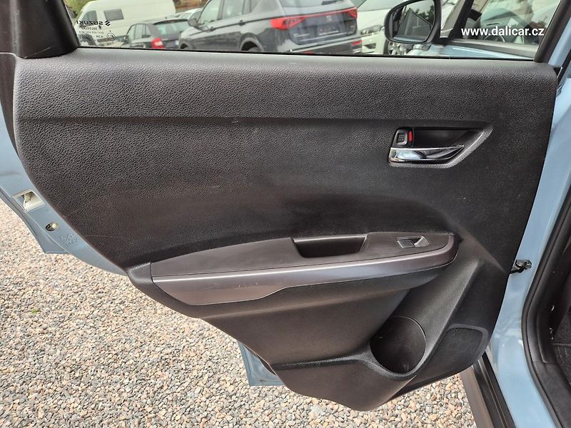 Suzuki Vitara (2021) 1.4i 95KW COMFORT Navi LED ACC - fotka 41 z 52